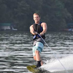 Meet your Posher, Barrett